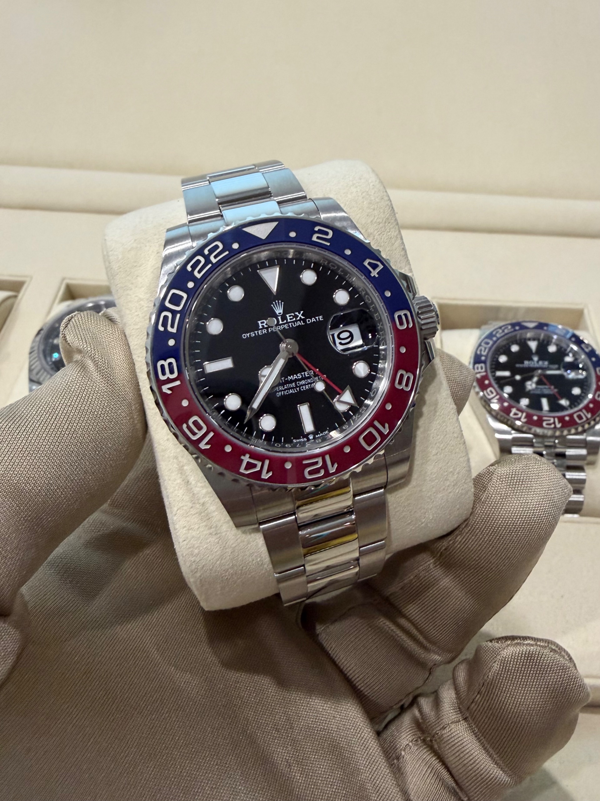 GMT Pepsi Oyster