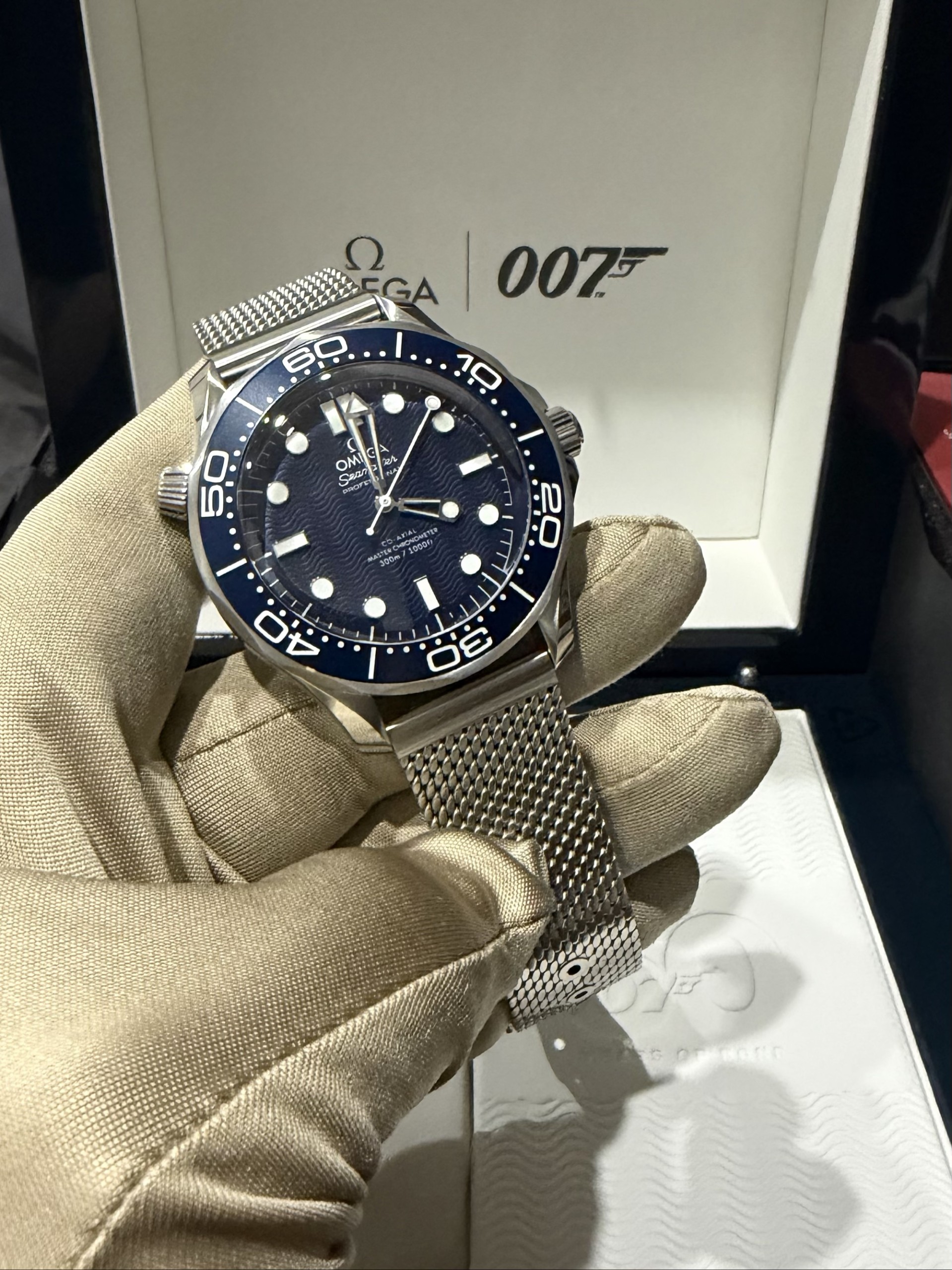 2026 Omg James Bond 60th Anniversary