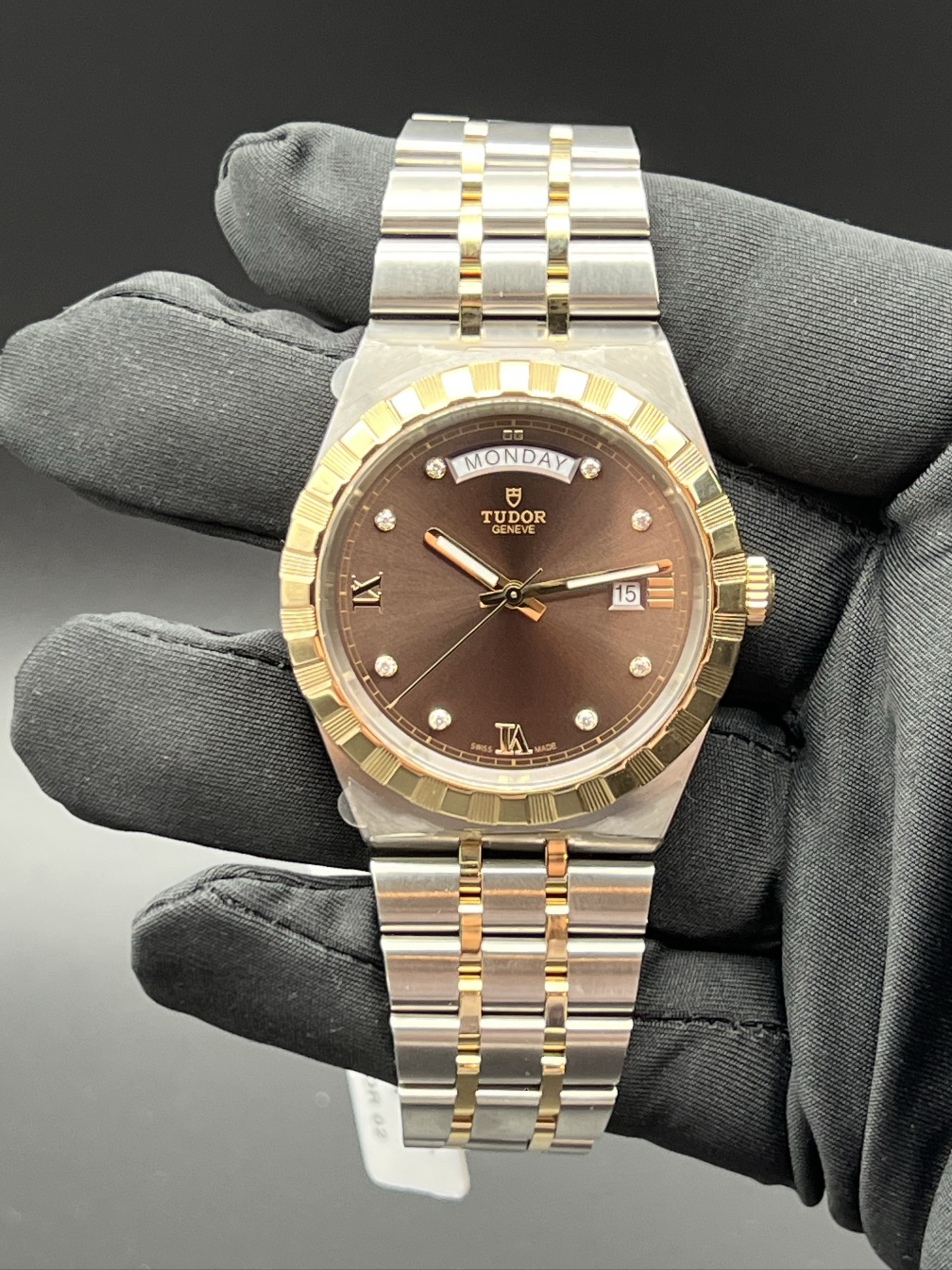 Tudor Royal - 28603